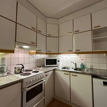 Spacious 2 Bedroom 75 Sqm Kannelmki Apartment