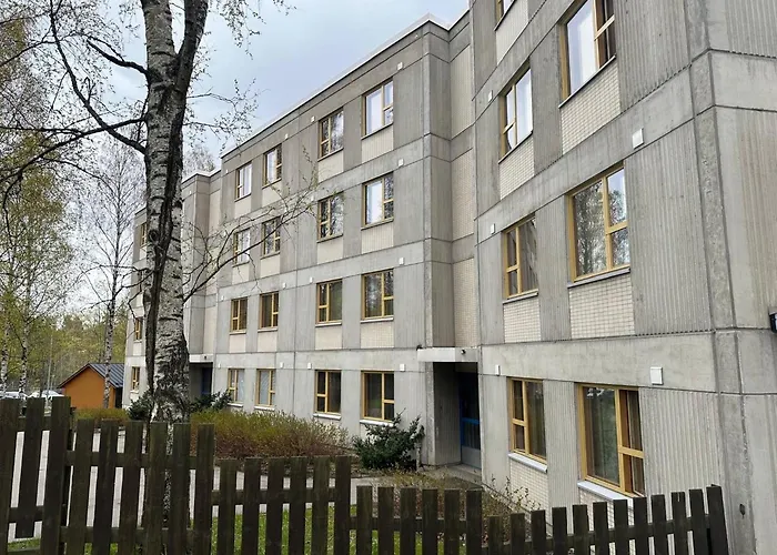 Spacious 2 Bedroom 75 Sqm Kannelmki Apartment *