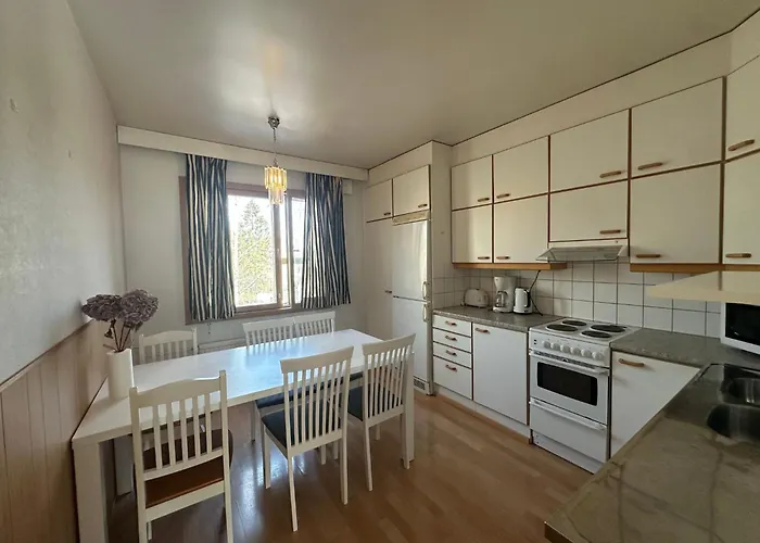 Spacious 2 Bedroom 75 Sqm Kannelmki Apartment *